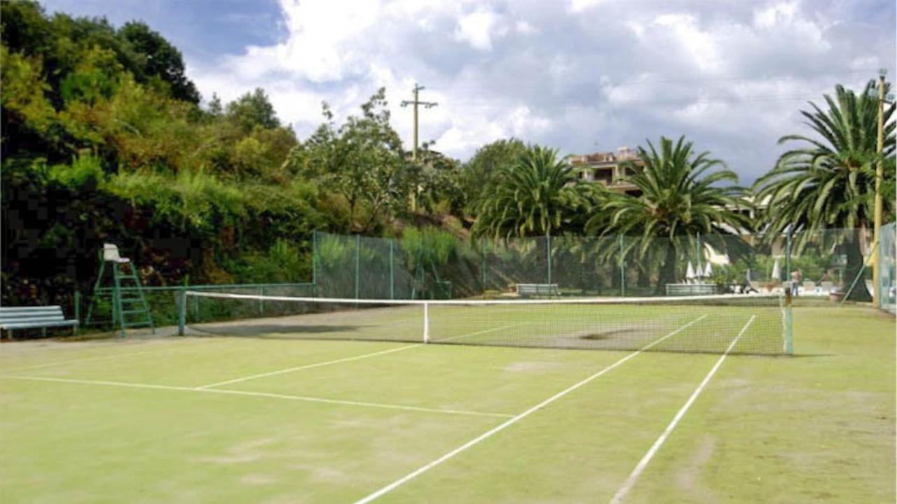Monolocali Le Lecce Pool & Tennis كابوليفيري المظهر الخارجي الصورة